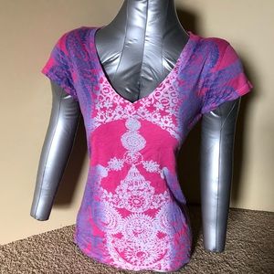Womens pink and purple mandala design shirt size M